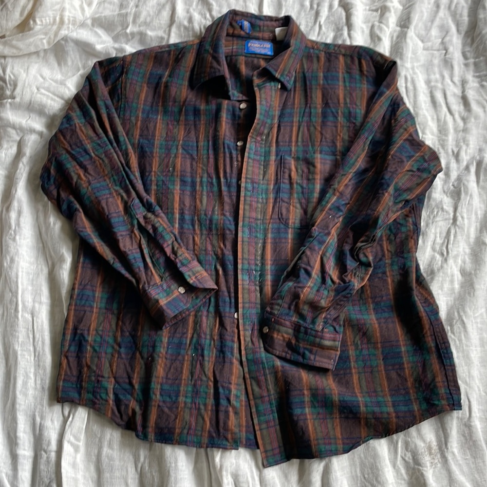 XL Pendleton button down shirt. Good condition.